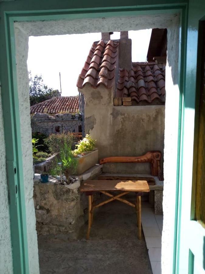 Apartman DINKO Lubenice Bagian luar foto